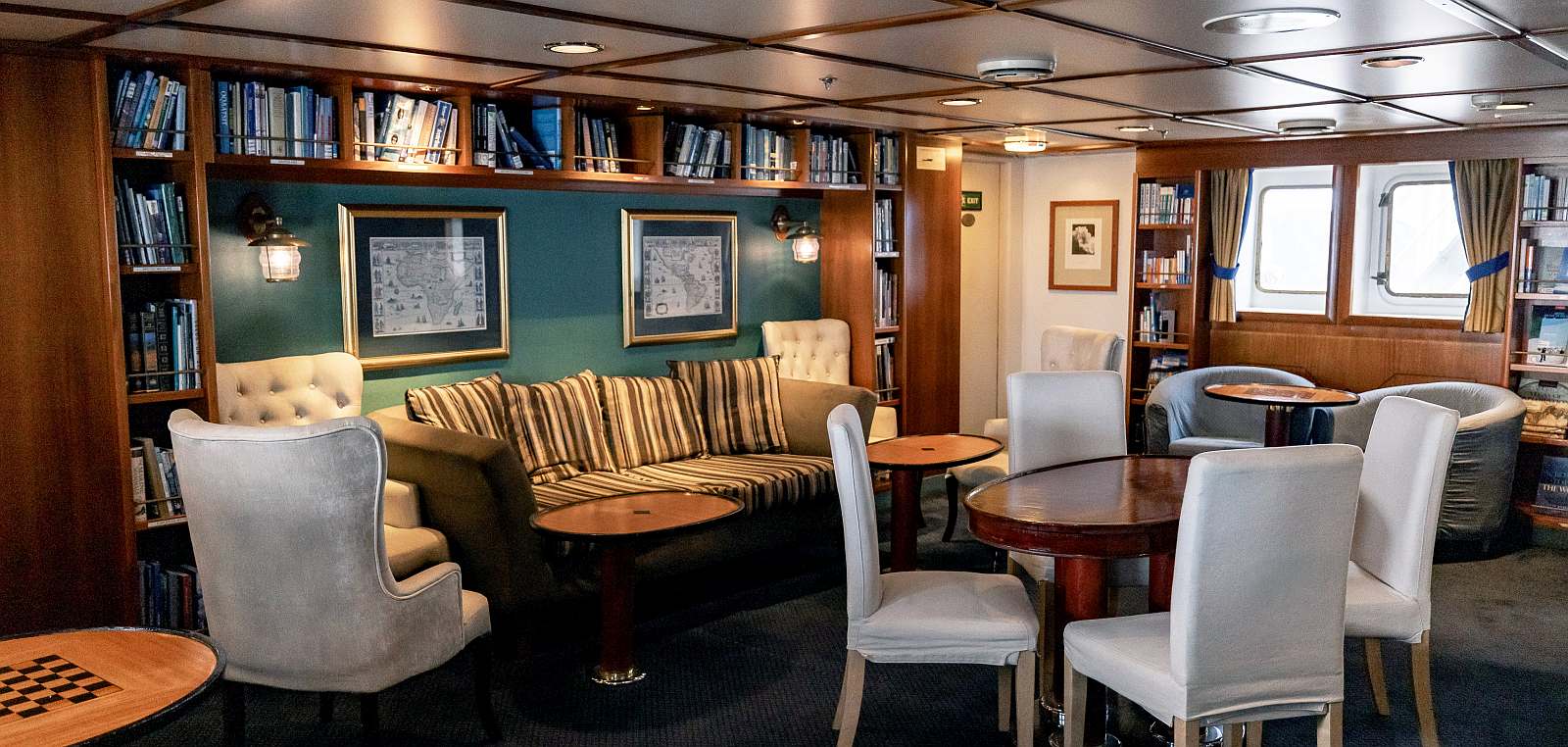 EXPEDITION | 128 Passagiere - Leguan Reisen