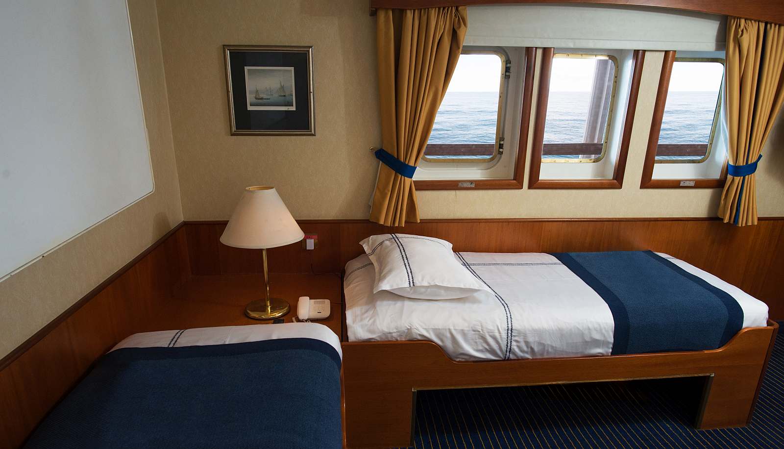 EXPEDITION | 128 Passagiere - Leguan Reisen