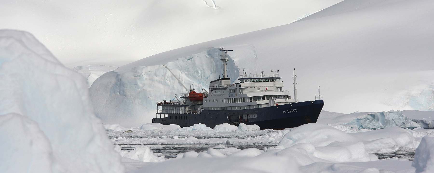 Antarktis Basecamp: Aktive Expedition ins Reich des Eises | PLANCIUS - Polar