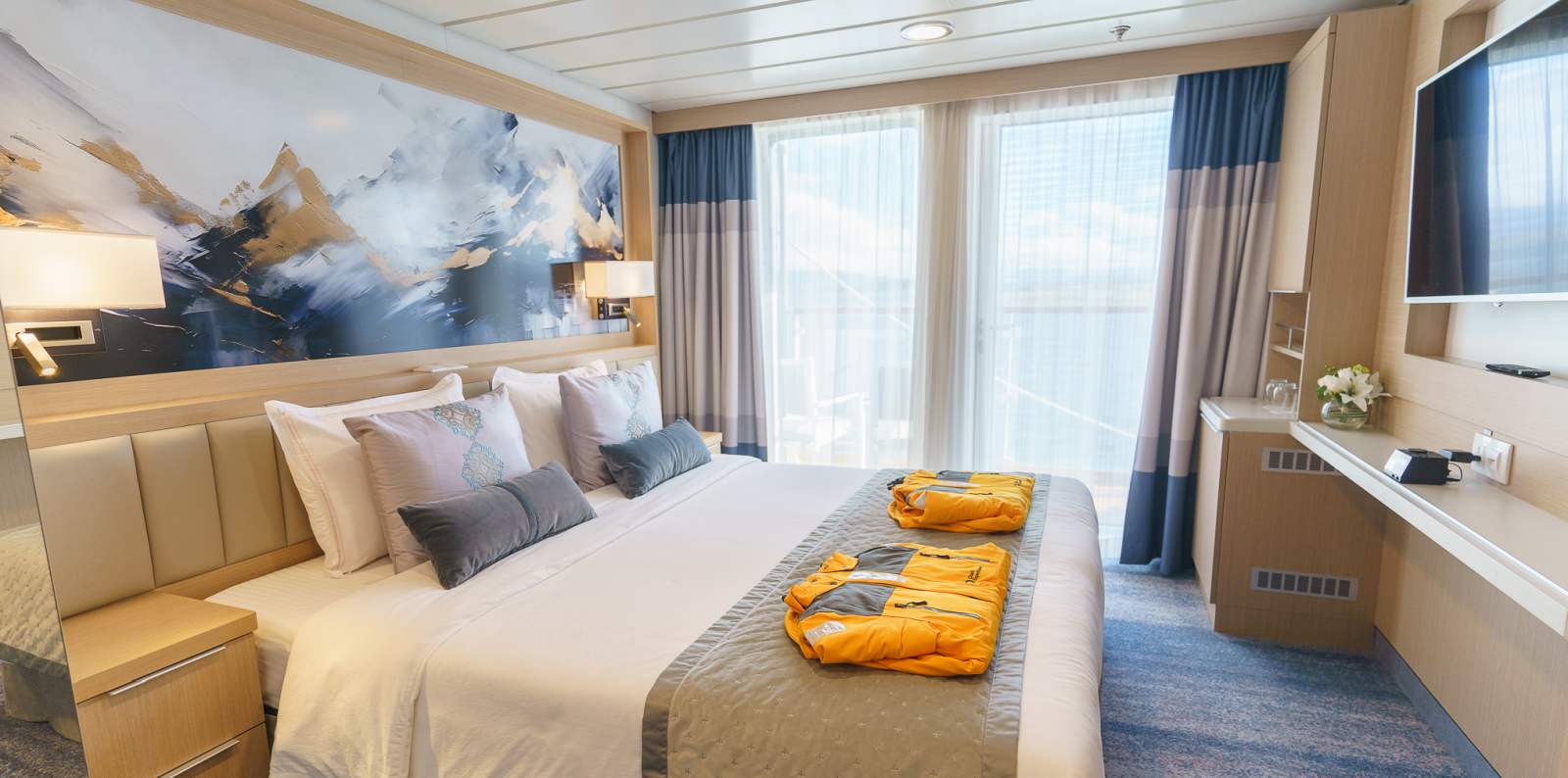 OCEAN EXPLORER | 138 Passagiere - Polar