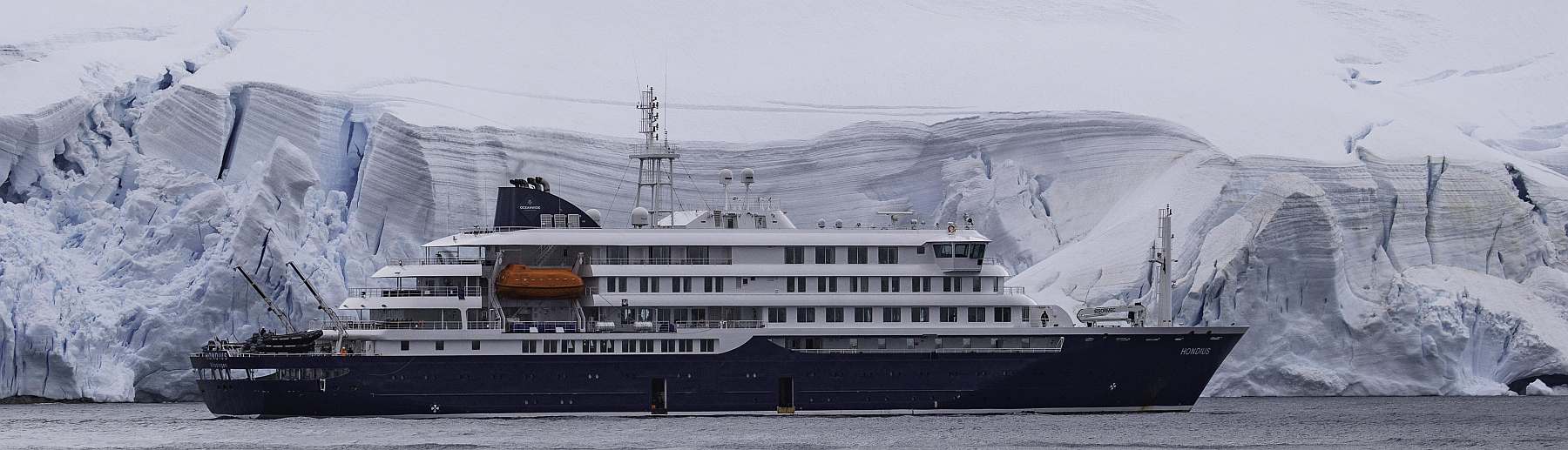 Klassische Antarktis Reise einschließlich Deception-Island | HONDIUS - Polar